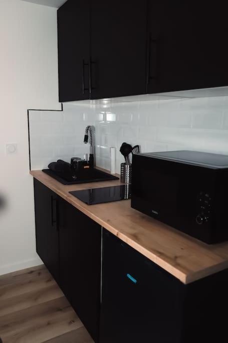 Appartement Duplex Au Coeur De Reims Bagian luar foto